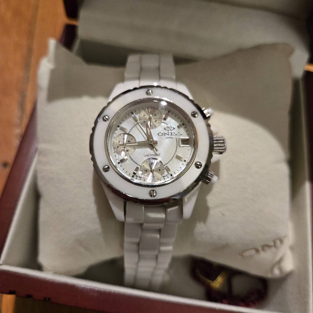 Oniss White Ceramic Watch